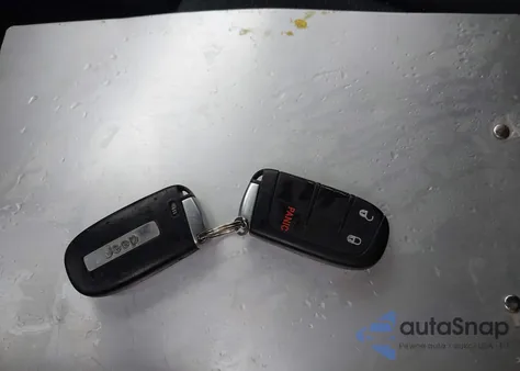 2014 Jeep Grand Cherokee Laredo из США, поврежденный, VIN 1C4RJFAG6EC372046